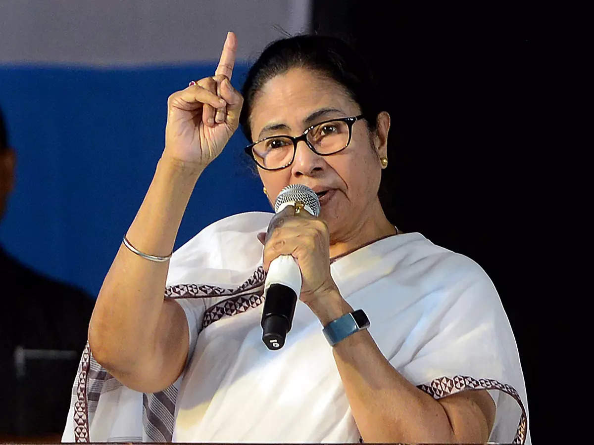 Chief Minister Mamata Banerjee Speculates Lok Sabha Elections in December or January, Expresses Concerns Over BJP’s Helicopter Bookings