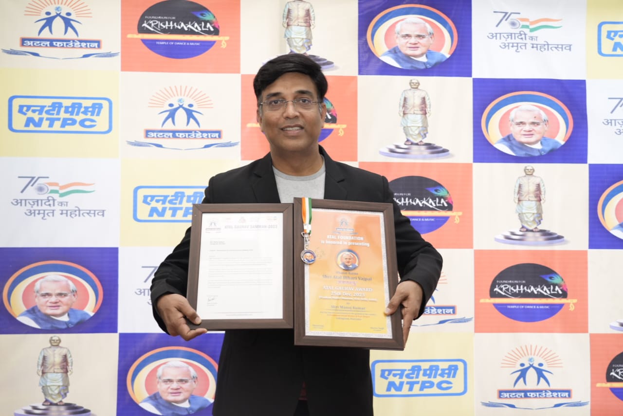 PR Guru founder Manoj Sharma receives Atal Gaurav Award on former PM Atal Ji’s birthday