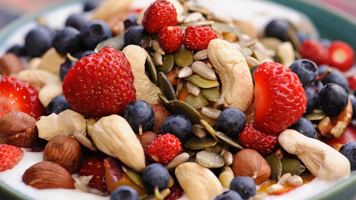 7 Brain-Boosting Foods Every Child Should Eat