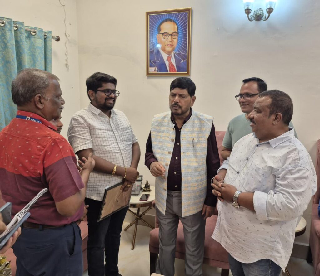 Dr. Bhargav Mallappa Meets Minister of State for Social Justice and Empowerment Dr. Ramdas Athawale