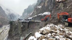 Srinagar-Jammu Highway Blocked Again