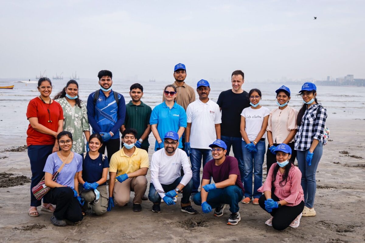 410 Citizens Join Hands to Clean Mumbai’s Coastline, Collect 1.9 Tons of Plastic Waste at Juhu Beach