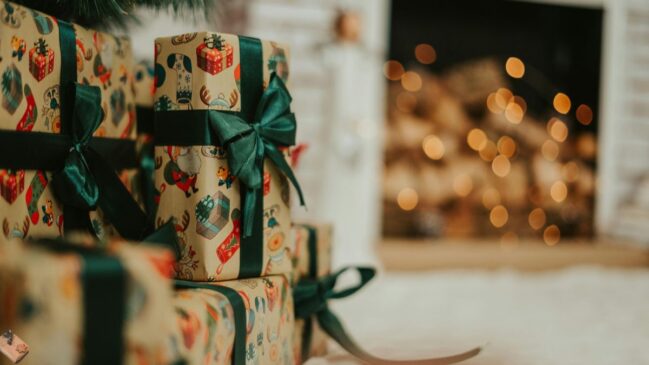 10 Last-Minute Bhai Dooj Gifts That Will Melt Your Sister’s Heart