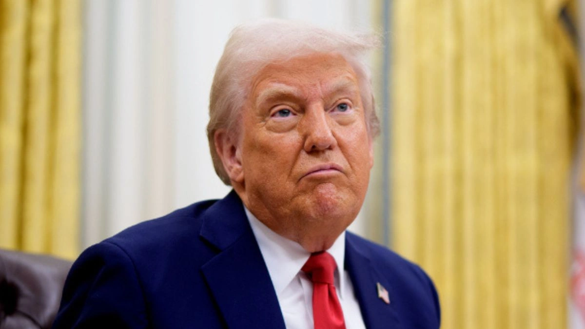 Trump Says Iran Talks Must Continue, Recalls ‘Midnight Hammer’ Strike as Warning