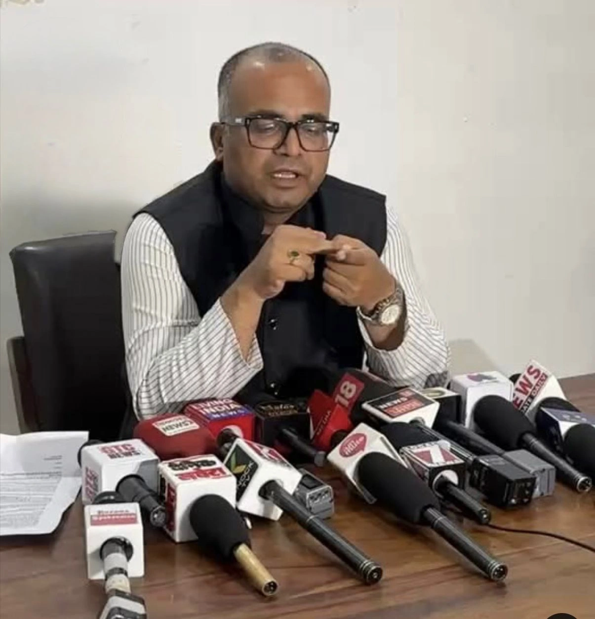 “If They Had to Join BJP, Why the Drama?”: Navneet Chaturvedi Hits Back on Rajya Sabha Row