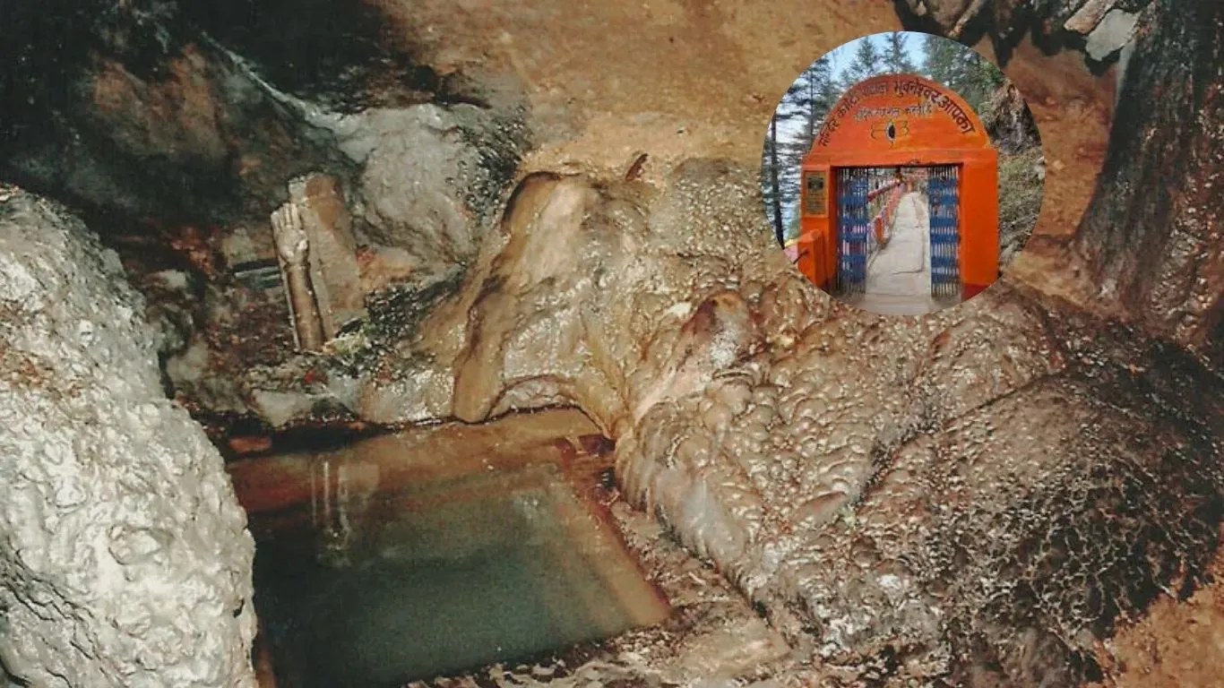 Inside Patal Bhuvaneshwar