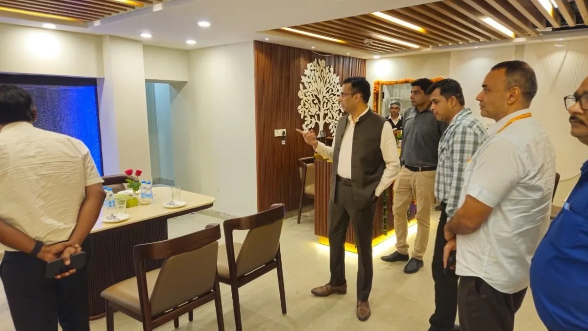Delhi's Bihar Bhawan has launched a new canteen, bringing the authentic flavours of Bihar's traditional cuisine